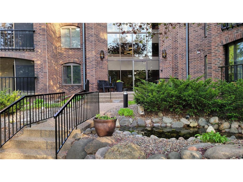 8430 Pennsylvania Road #109 Bloomington MN 55438 6743360 image1