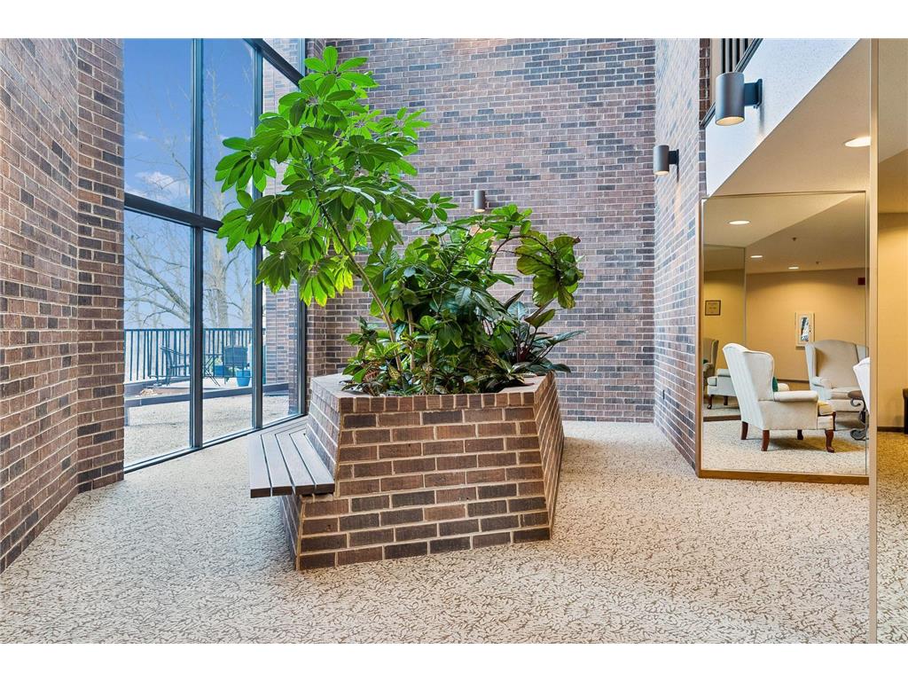 8430 Pennsylvania Road #113 Bloomington MN 55438 7044726 image84