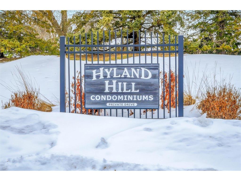 8430 Pennsylvania Road #216 Bloomington MN 55438 7020047 image2