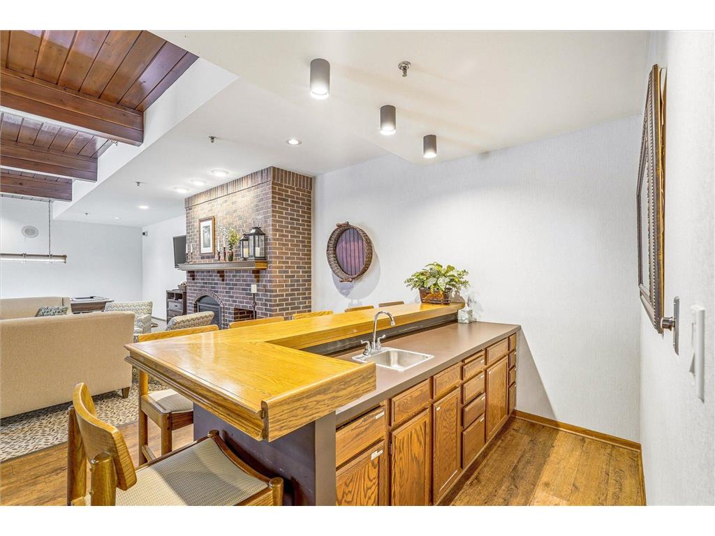 8430 Pennsylvania Road #216 Bloomington MN 55438 7020047 image50