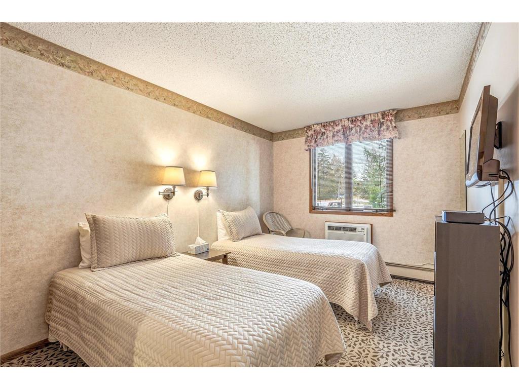 8430 Pennsylvania Road #216 Bloomington MN 55438 7020047 image66