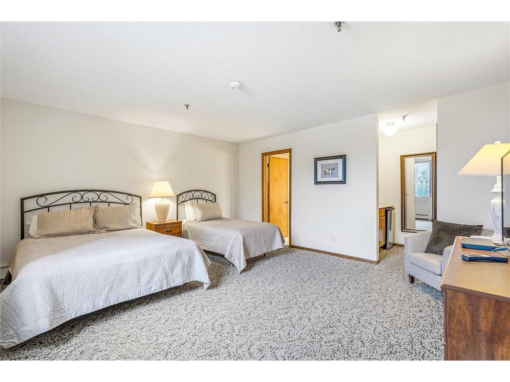 8430 Pennsylvania Road #216 Bloomington MN 55438 7020047 image68