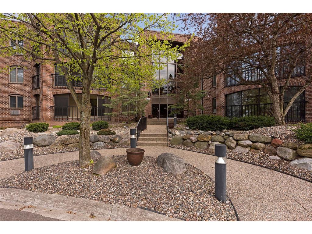 8430 Pennsylvania Road #311 Bloomington MN 55438 7028998 image2
