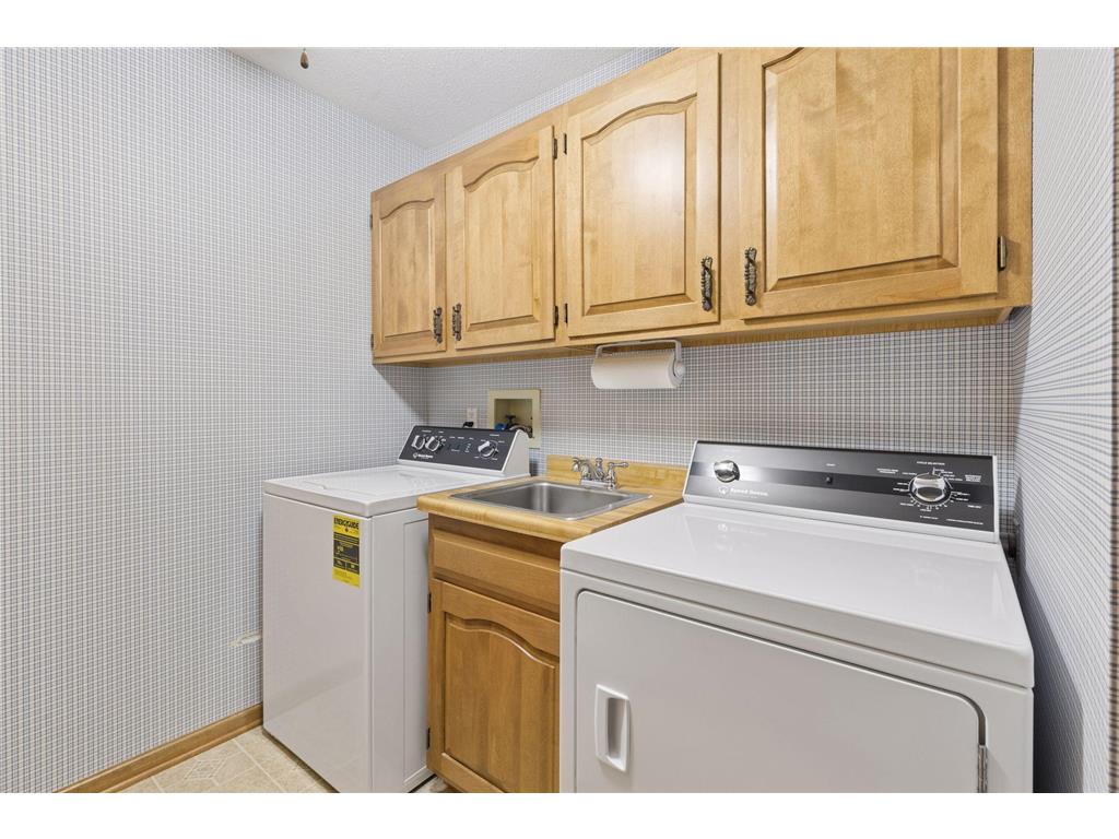 8430 Pennsylvania Road #311 Bloomington MN 55438 7028998 image21