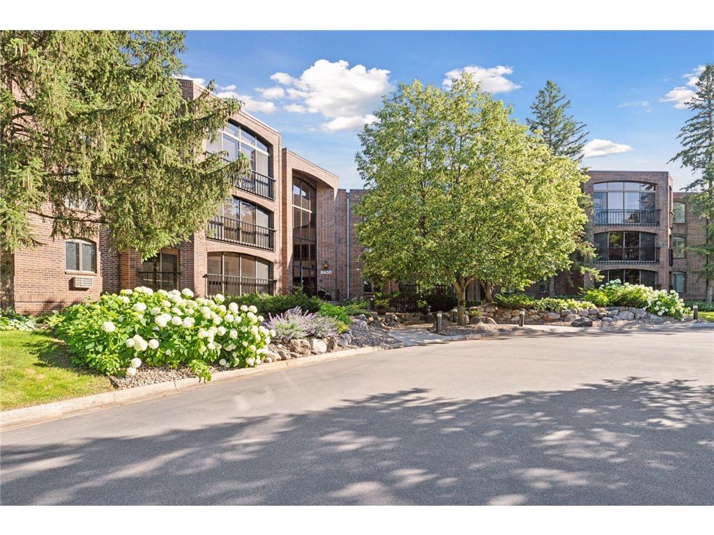 8430 Pennsylvania Road #311 Bloomington MN 55438 7028998 image57