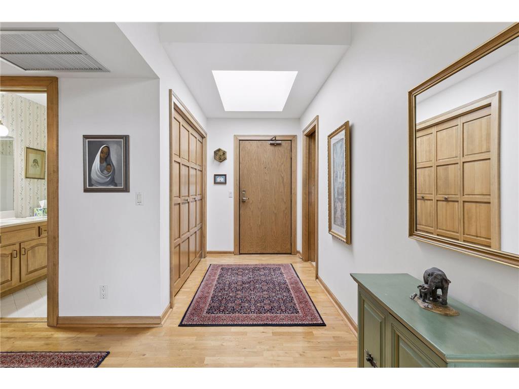 8430 Pennsylvania Road #311 Bloomington MN 55438 7028998 image6