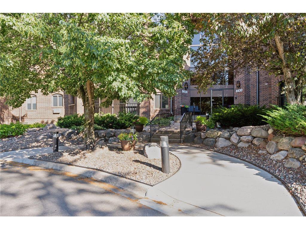 8430 Pennsylvania Road #311 Bloomington MN 55438 7028998 image60