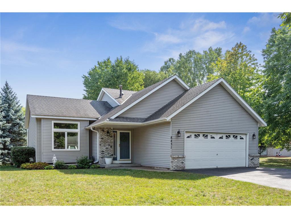 8431 Norway Street NW Coon Rapids MN 55433 6429616 image1