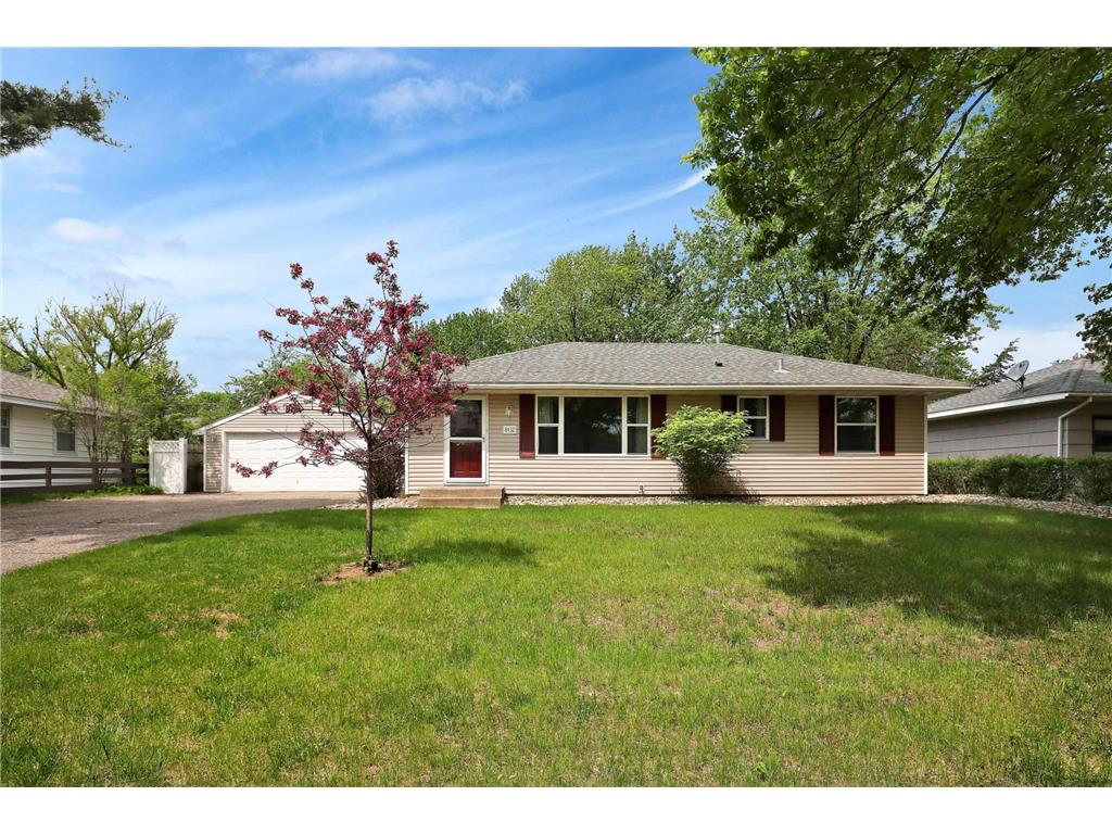 8432 Hadley Avenue S, Cottage Grove, MN 55016 MLS 6372108 Edina Realty