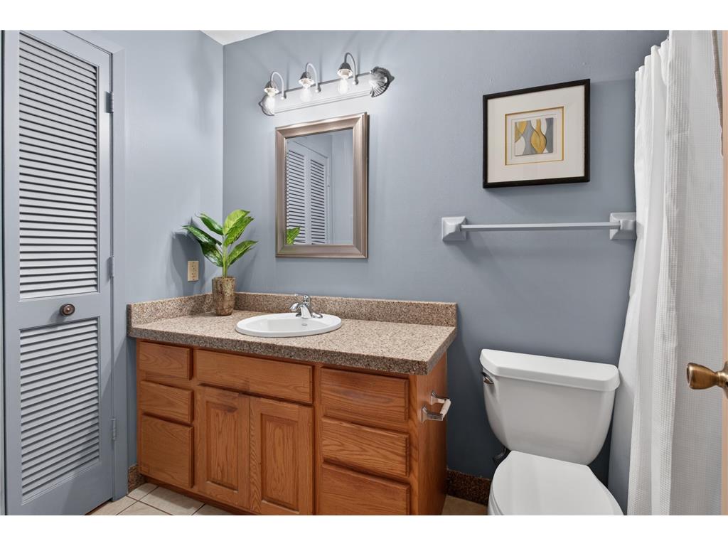 8432 W 100th Street Bloomington MN 55438 7093867 image14