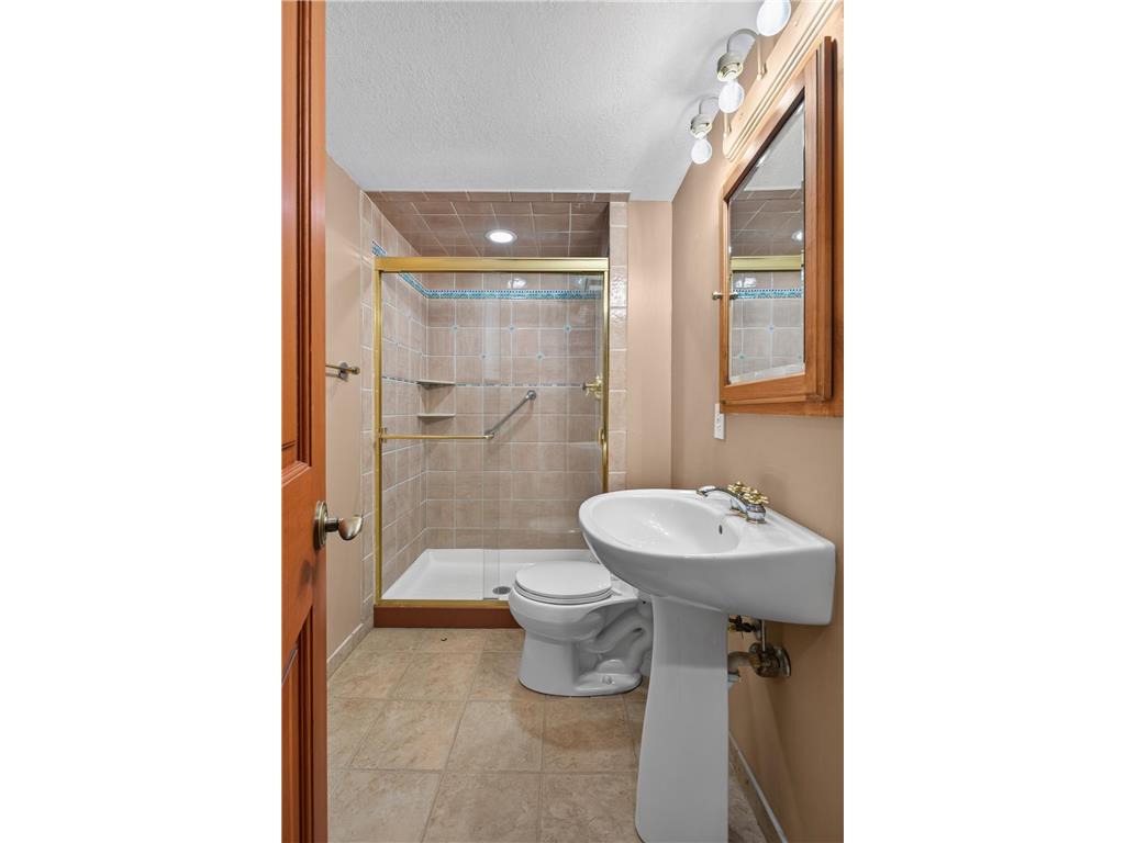 8432 W 100th Street Bloomington MN 55438 7093867 image21