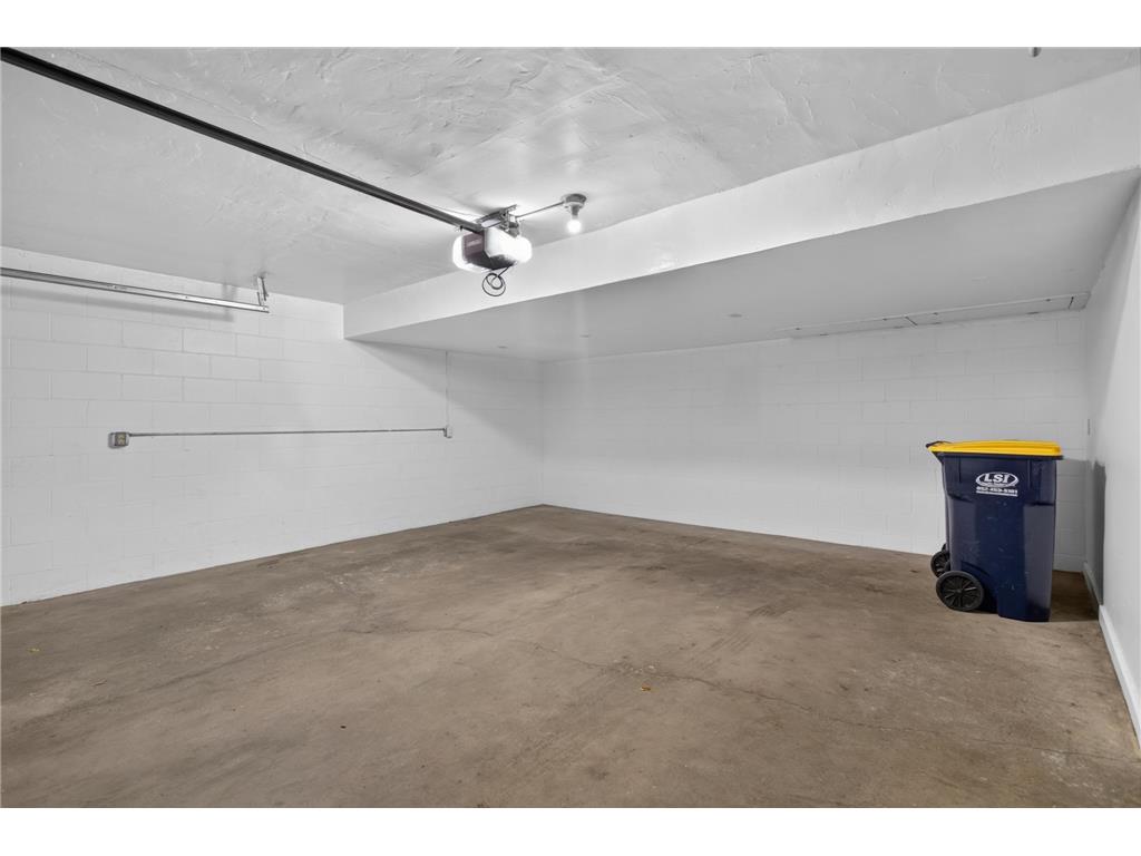 8432 W 100th Street Bloomington MN 55438 7093867 image22