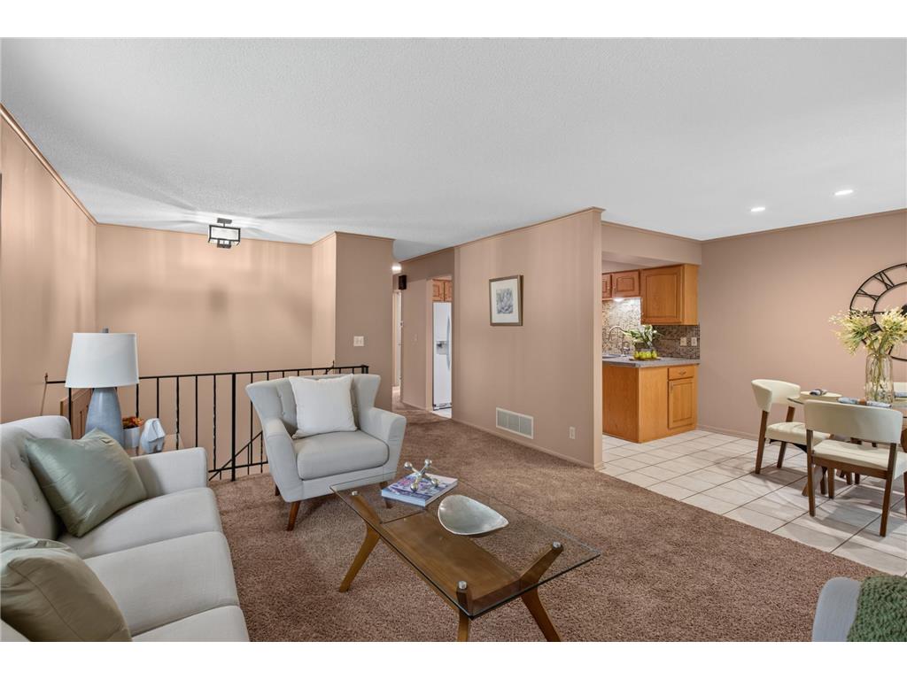 8432 W 100th Street Bloomington MN 55438 7093867 image3