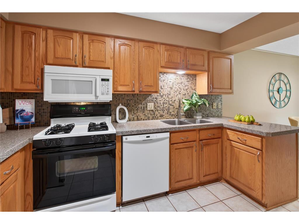 8432 W 100th Street Bloomington MN 55438 7093867 image9
