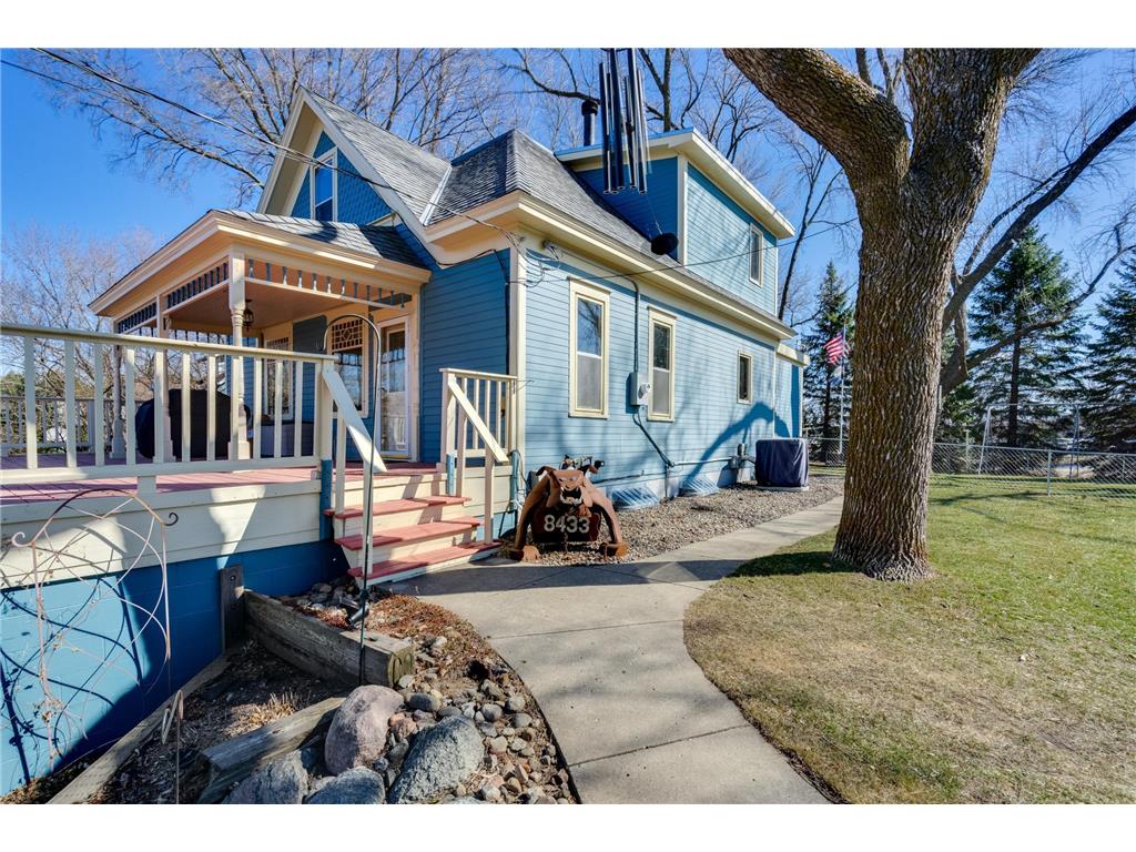 8433 Kennedy Memorial Drive, Saint Bonifacius, MN, 55375 MLS 6492494