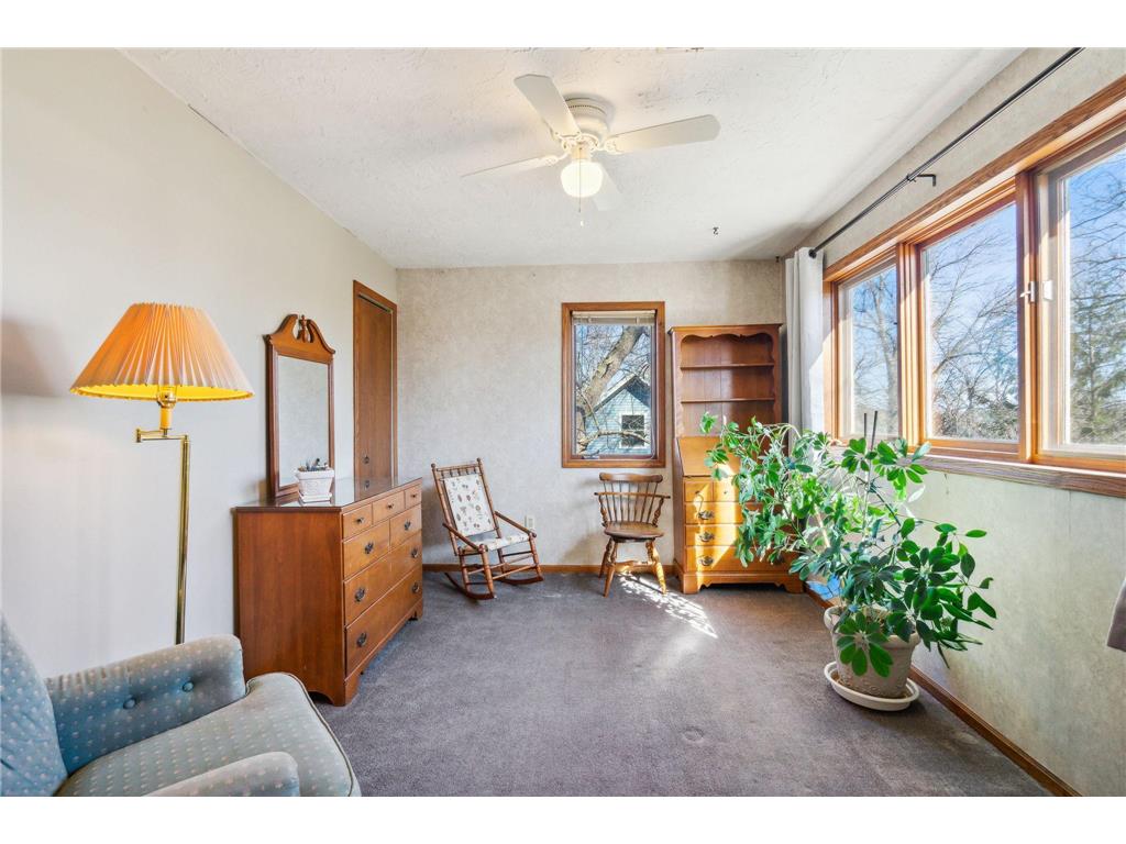 8433 Kennedy Memorial Drive, Saint Bonifacius, MN, 55375 MLS 6492494