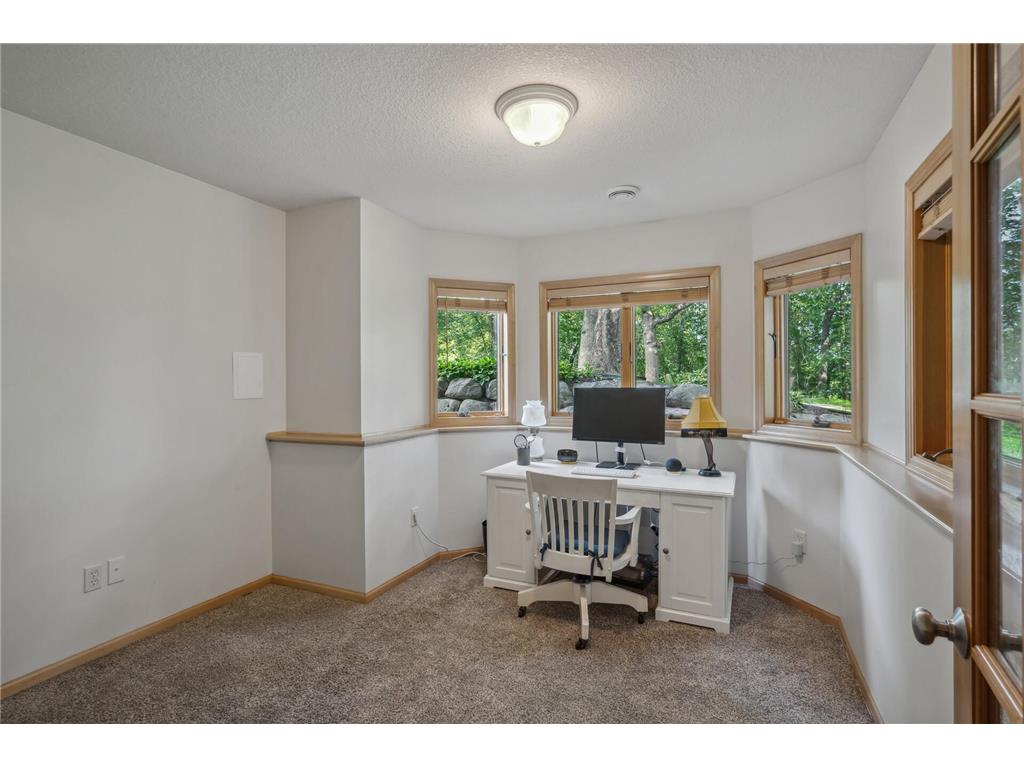 8434 Hidden Ponds Way, Woodbury, MN, 55125 MLS 6546015 Edina Realty