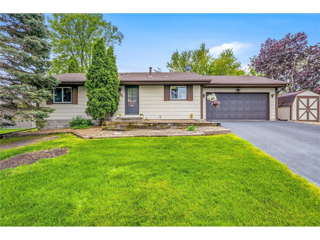 8435 Shadyview Lane N Maple Grove MN 55311 - Weaver 7001402 image1