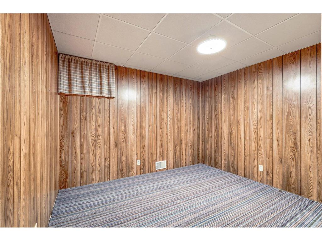8435 Shadyview Lane N Maple Grove MN 55311 - Weaver 7001402 image29