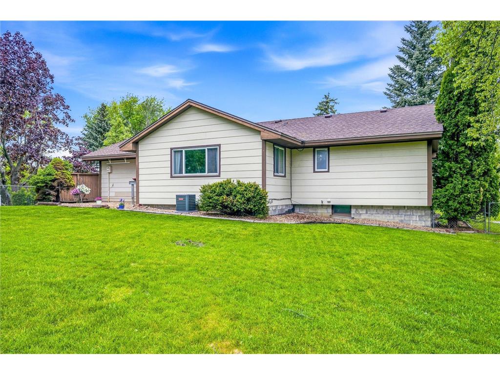 8435 Shadyview Lane N Maple Grove MN 55311 - Weaver 7001402 image36