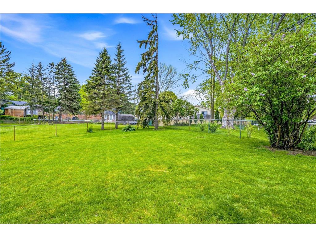 8435 Shadyview Lane N Maple Grove MN 55311 - Weaver 7001402 image37