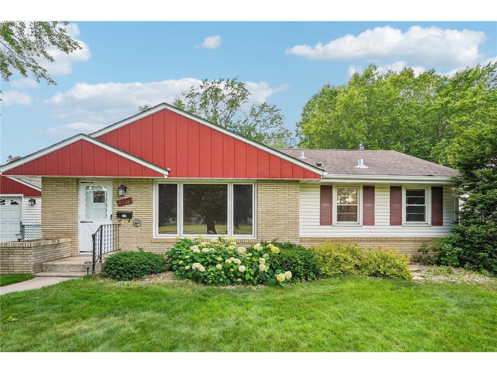 8438 Park Avenue S Bloomington MN 55420 7099194 image1