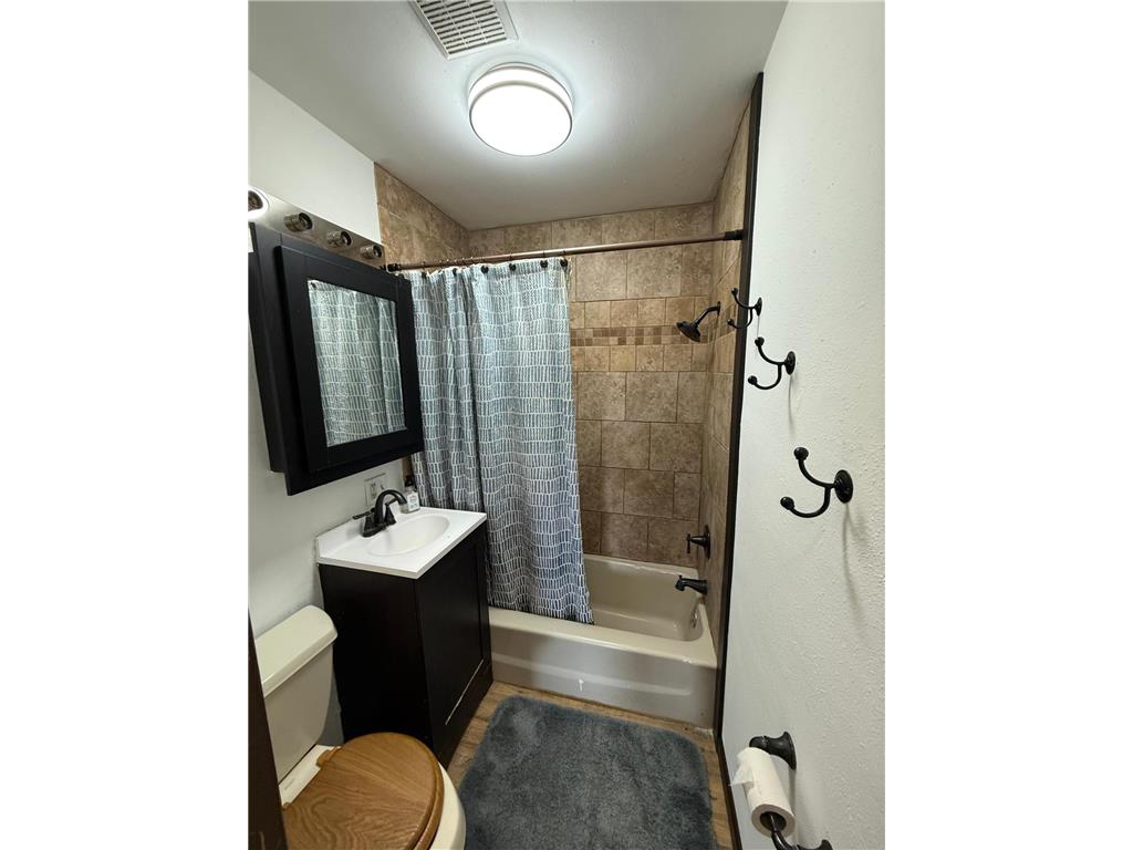 844 Cedar Avenue Westbrook MN 56183 6803281 image18