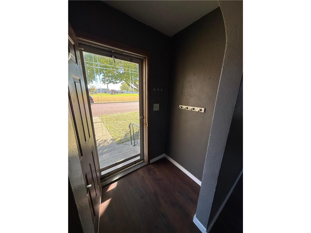 844 Cedar Avenue Westbrook MN 56183 6803281 image6