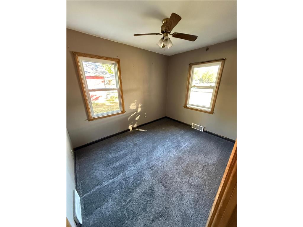 844 Cedar Avenue Westbrook MN 56183 6803281 image7