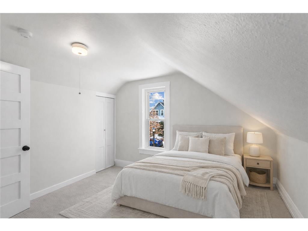 844 Howell Street N Saint Paul MN 55104 7001288 image15