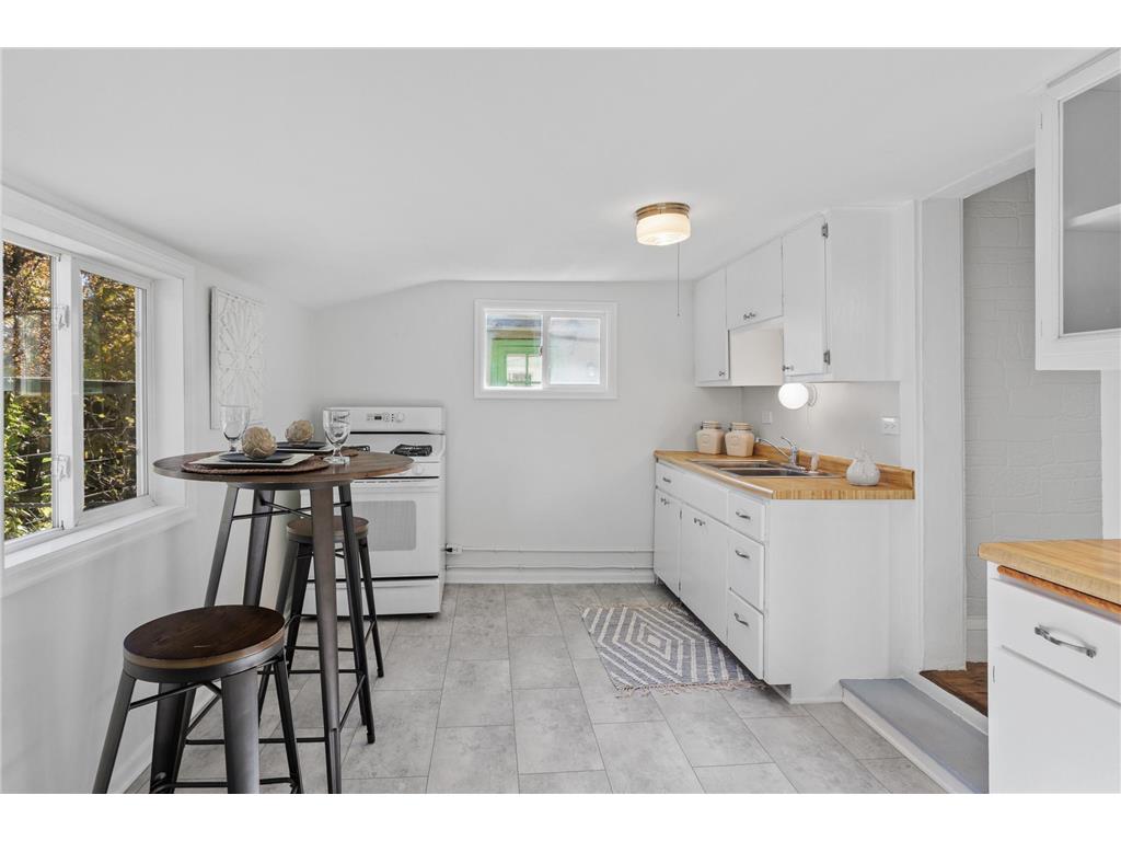 844 Howell Street N Saint Paul MN 55104 7001288 image9