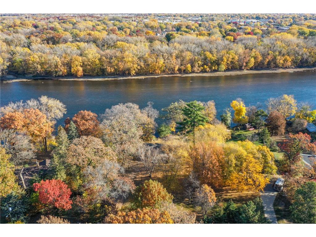 8440 Riverview Lane Brooklyn Park MN 55444 - Mississippi 6623580 image1