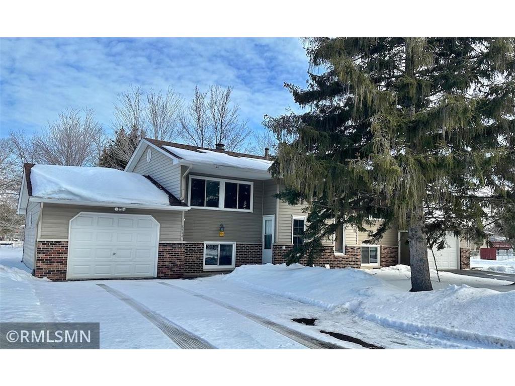 8440 Sumter Avenue N Brooklyn Park MN 55445 6343204 image1