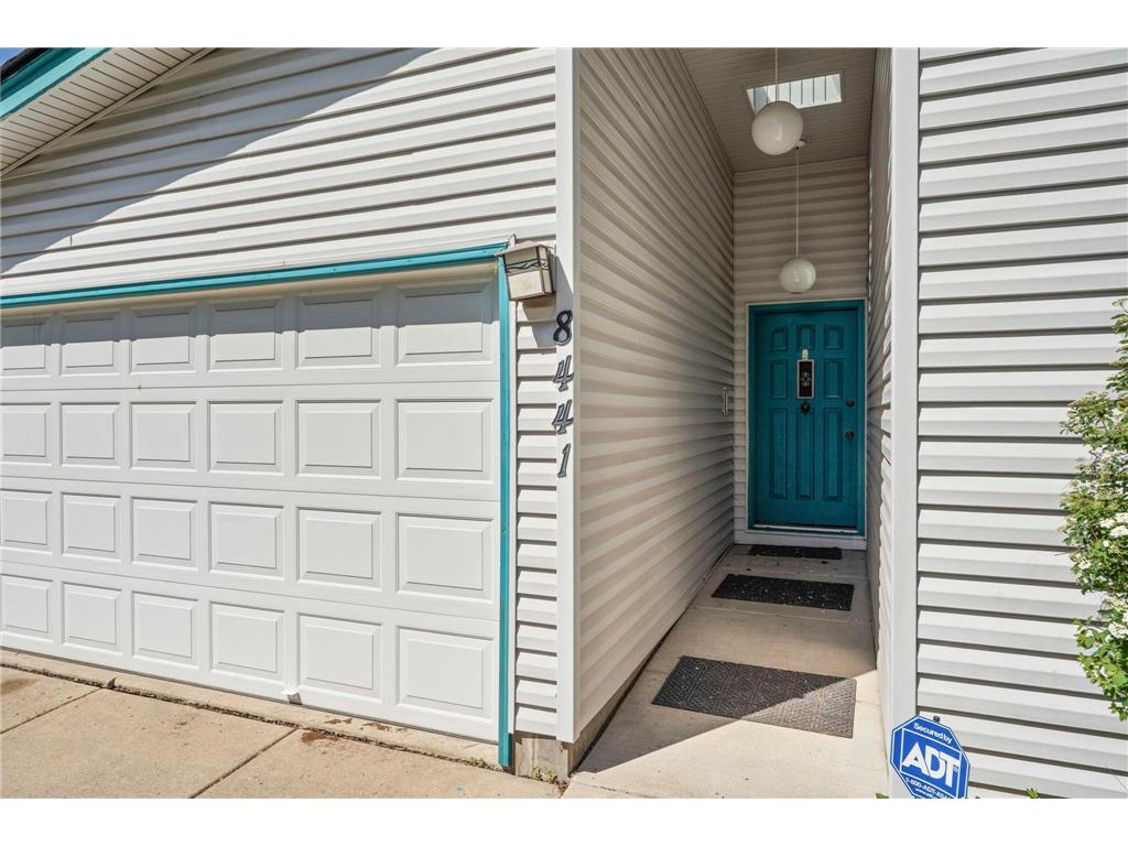 8441 Idaho Avenue N Brooklyn Park MN 55445 7073246 image11