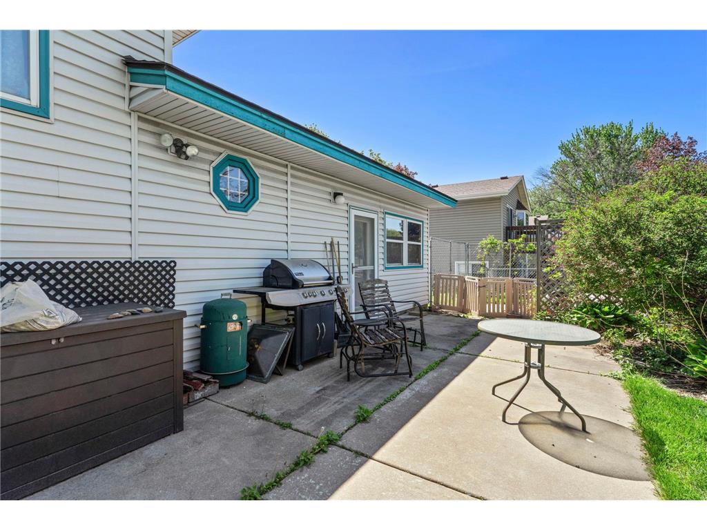 8441 Idaho Avenue N Brooklyn Park MN 55445 7073246 image16