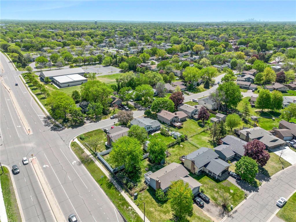 8441 Idaho Avenue N Brooklyn Park MN 55445 7073246 image26