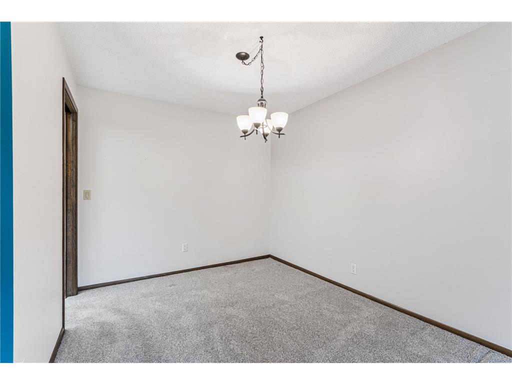 8441 Irwin Road #110 Bloomington MN 55437 7018942 image11