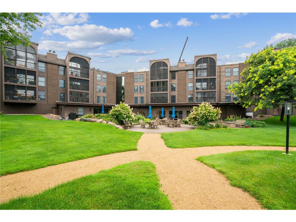 8441 Irwin Road #110 Bloomington MN 55437 7018942 image6