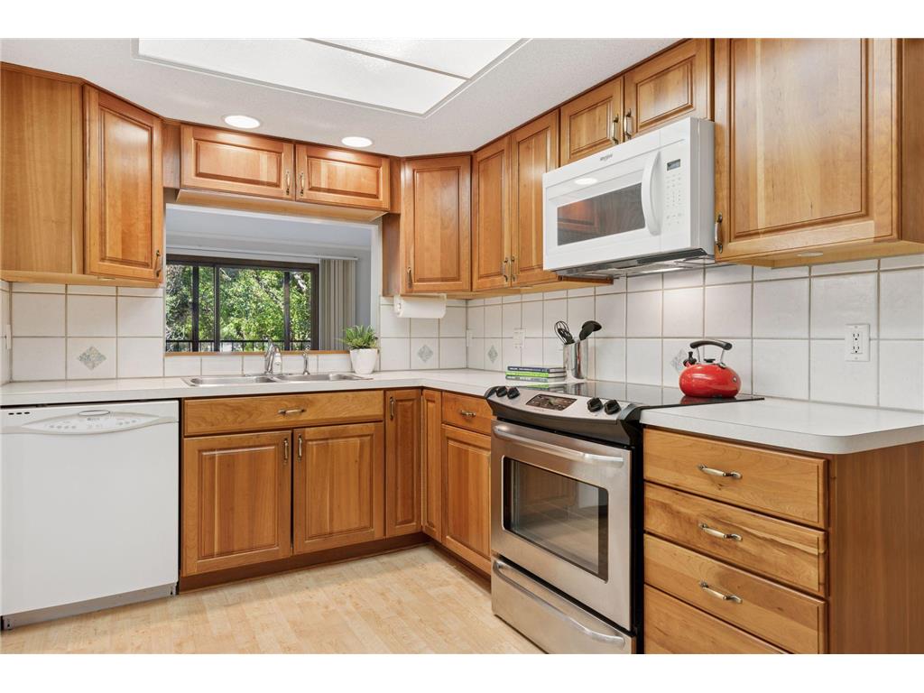 8441 Irwin Road #202 Bloomington MN 55437 6793572 image10