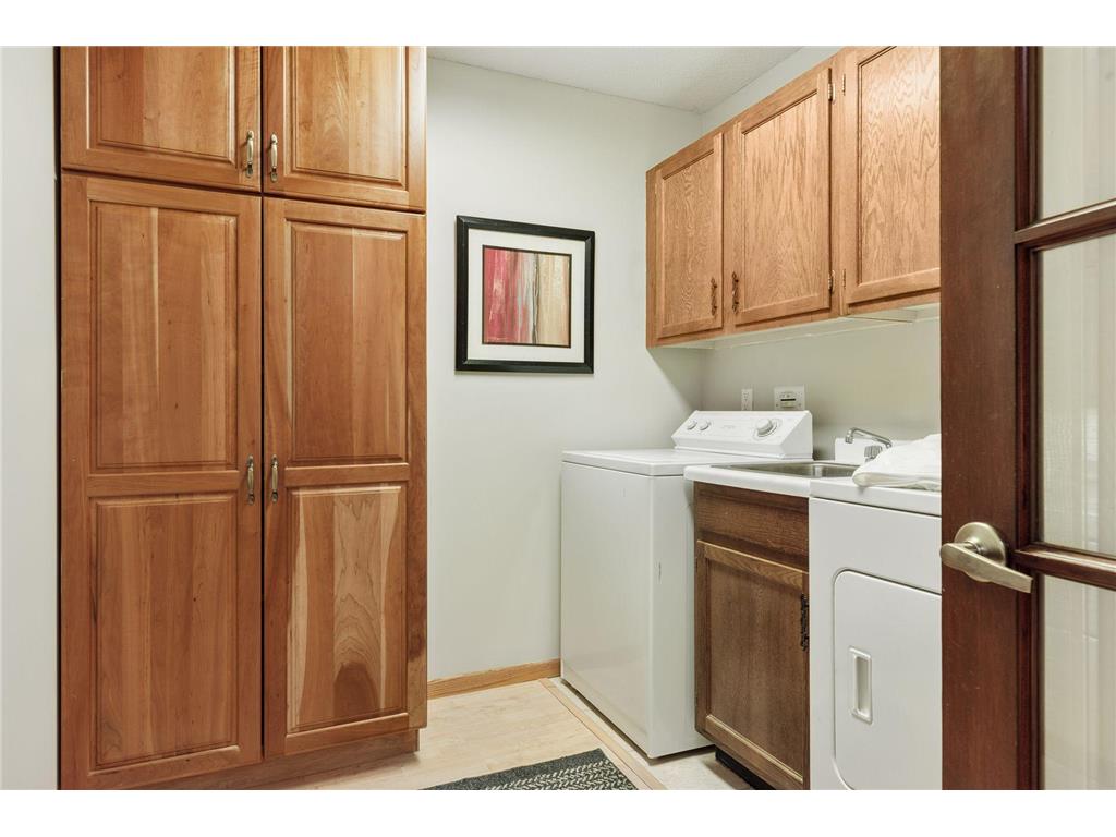 8441 Irwin Road #202 Bloomington MN 55437 6793572 image13