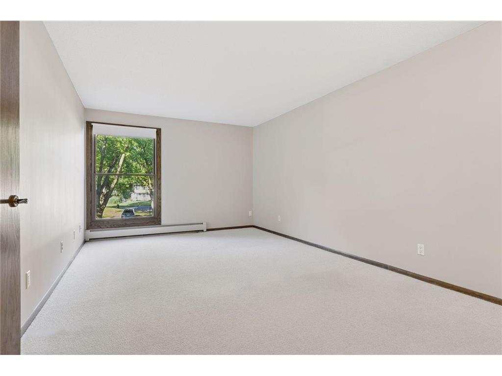 8441 Irwin Road #202 Bloomington MN 55437 6793572 image15