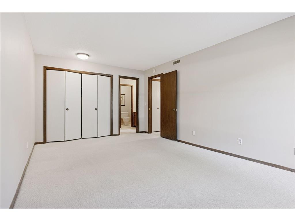 8441 Irwin Road #202 Bloomington MN 55437 6793572 image16