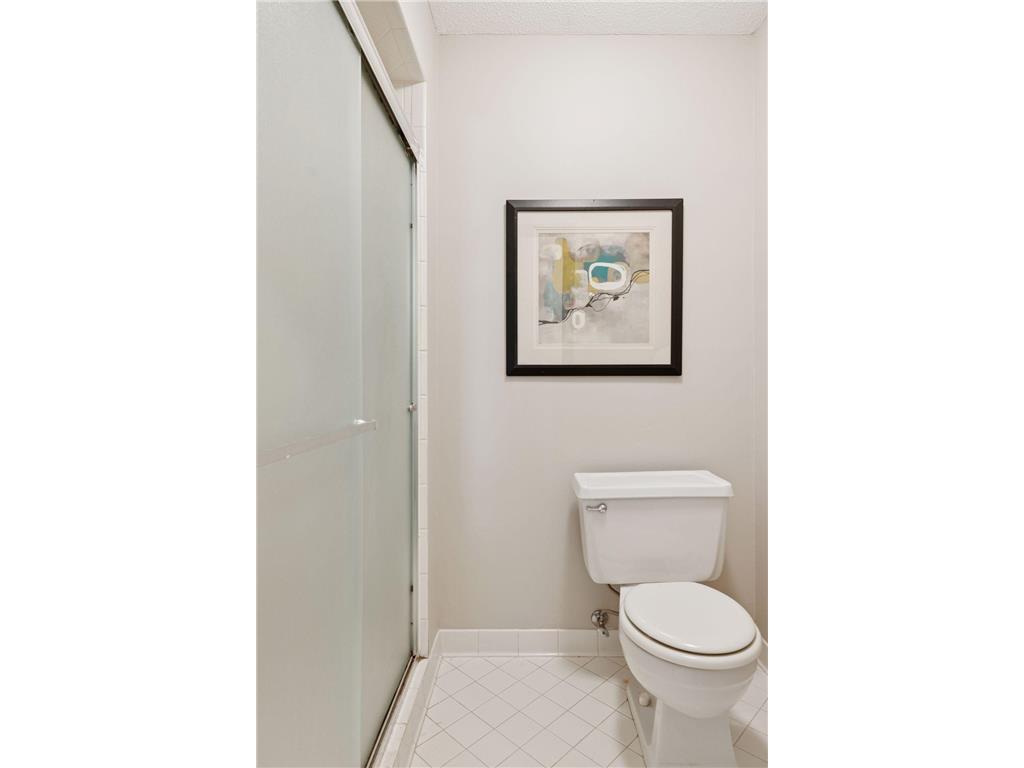 8441 Irwin Road #202 Bloomington MN 55437 6793572 image19