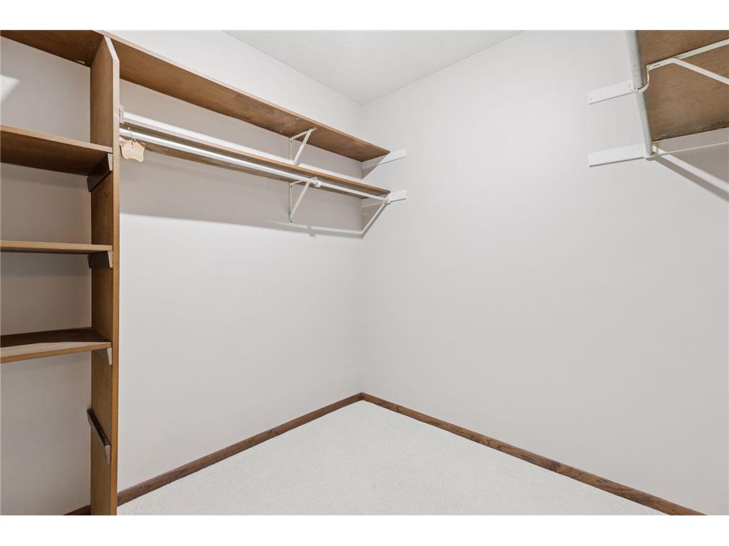 8441 Irwin Road #202 Bloomington MN 55437 6793572 image20