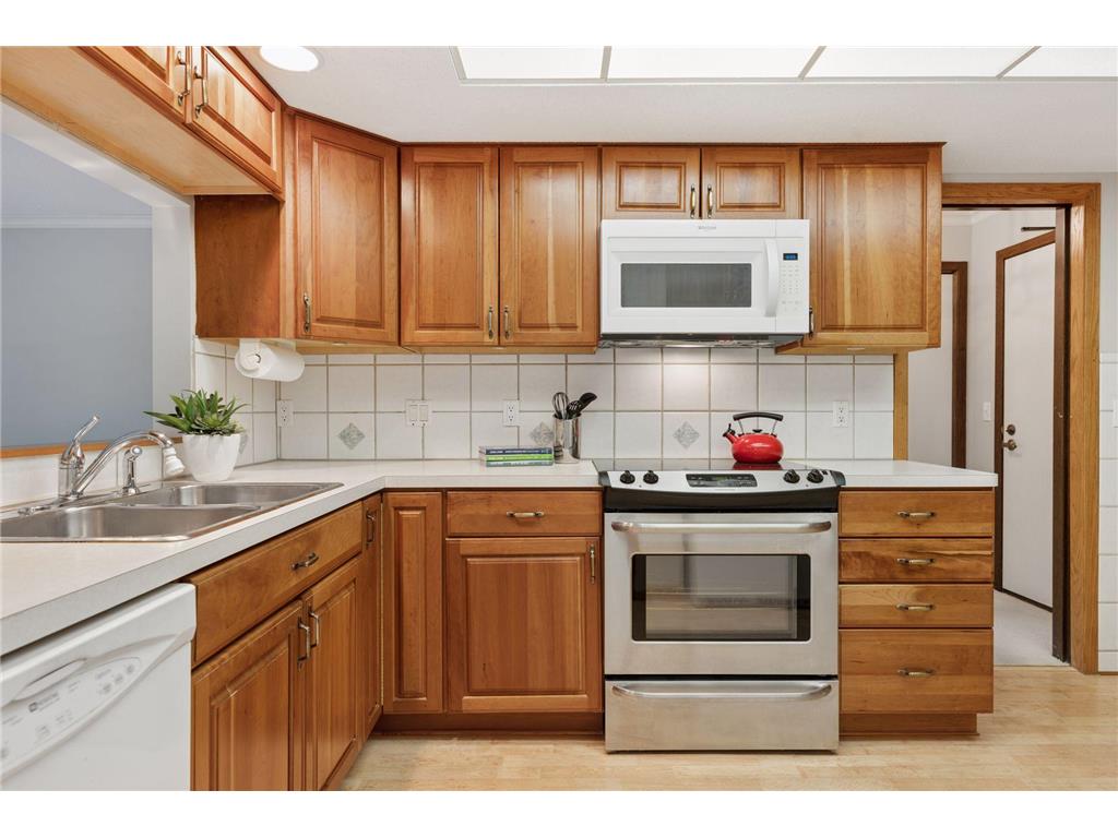 8441 Irwin Road #202 Bloomington MN 55437 6793572 image9