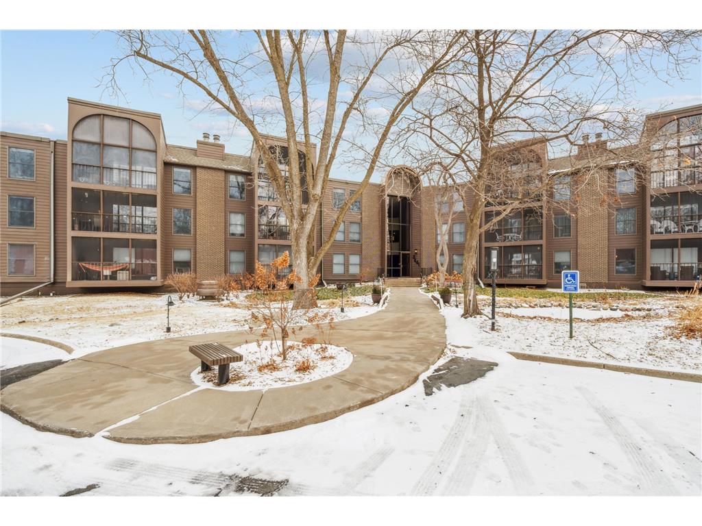 8441 Irwin Road #214 Bloomington MN 55437 6654464 image1