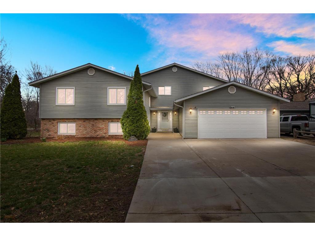 8441 Pleasant View Drive Mounds View MN 55112 6519907 image1