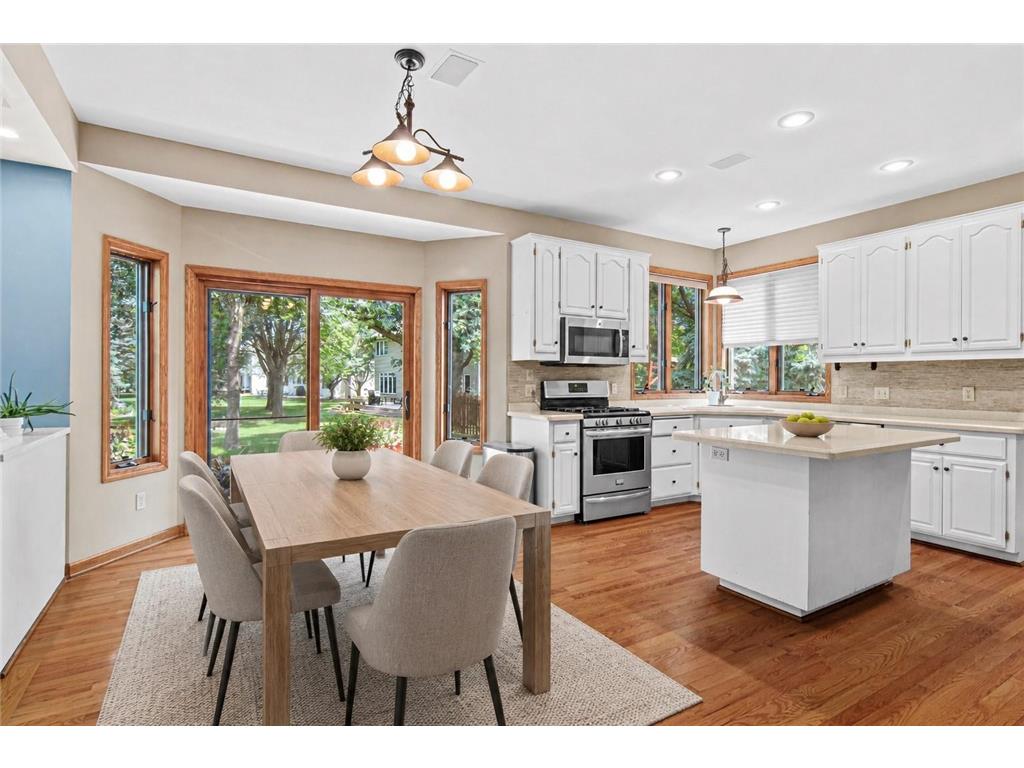 8441 W Lake Drive Chanhassen MN 55317 7106639 image2