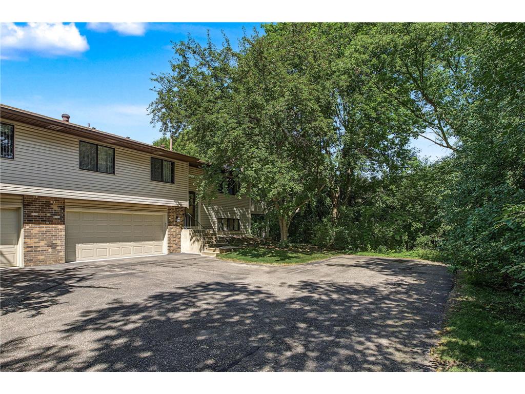 8445 Morgan Lane Eden Prairie MN 55347 7109385 image2