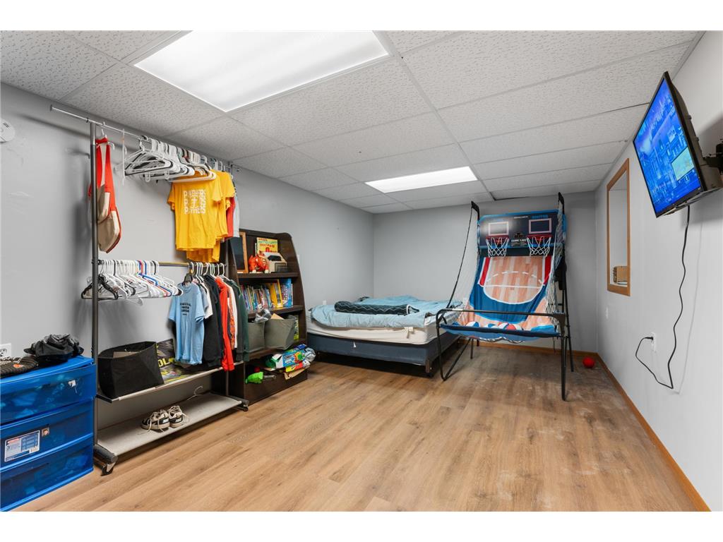 845 3rd Avenue NW Plainview MN 55964 6825535 image10